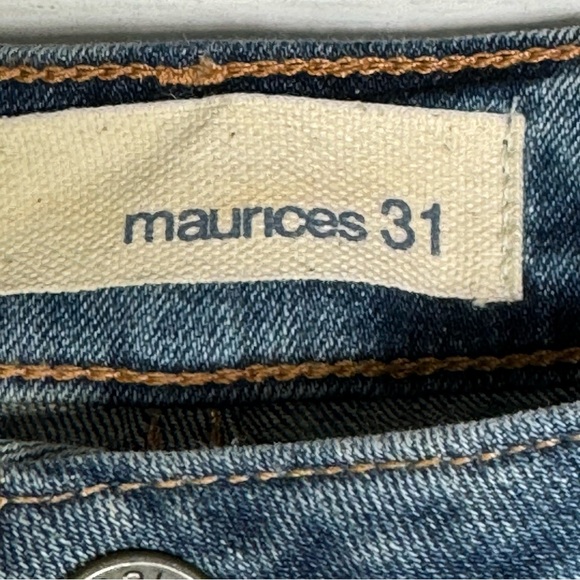Maurices Button Fly High Rise Mom Jeans Women’s Sz 31 Strech Denim Straight Leg - Picture 4 of 6